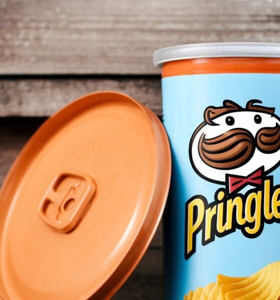 how big is a Pringles can